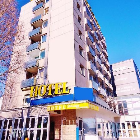 Hotel Zollhof Hamburg-Harburg Buitenkant foto