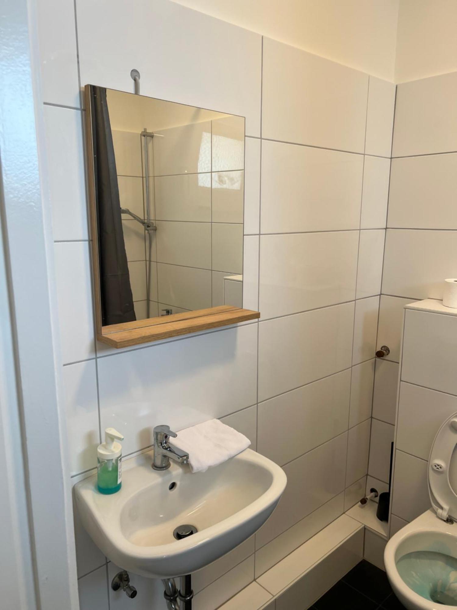 Hotel Zollhof Hamburg-Harburg Buitenkant foto