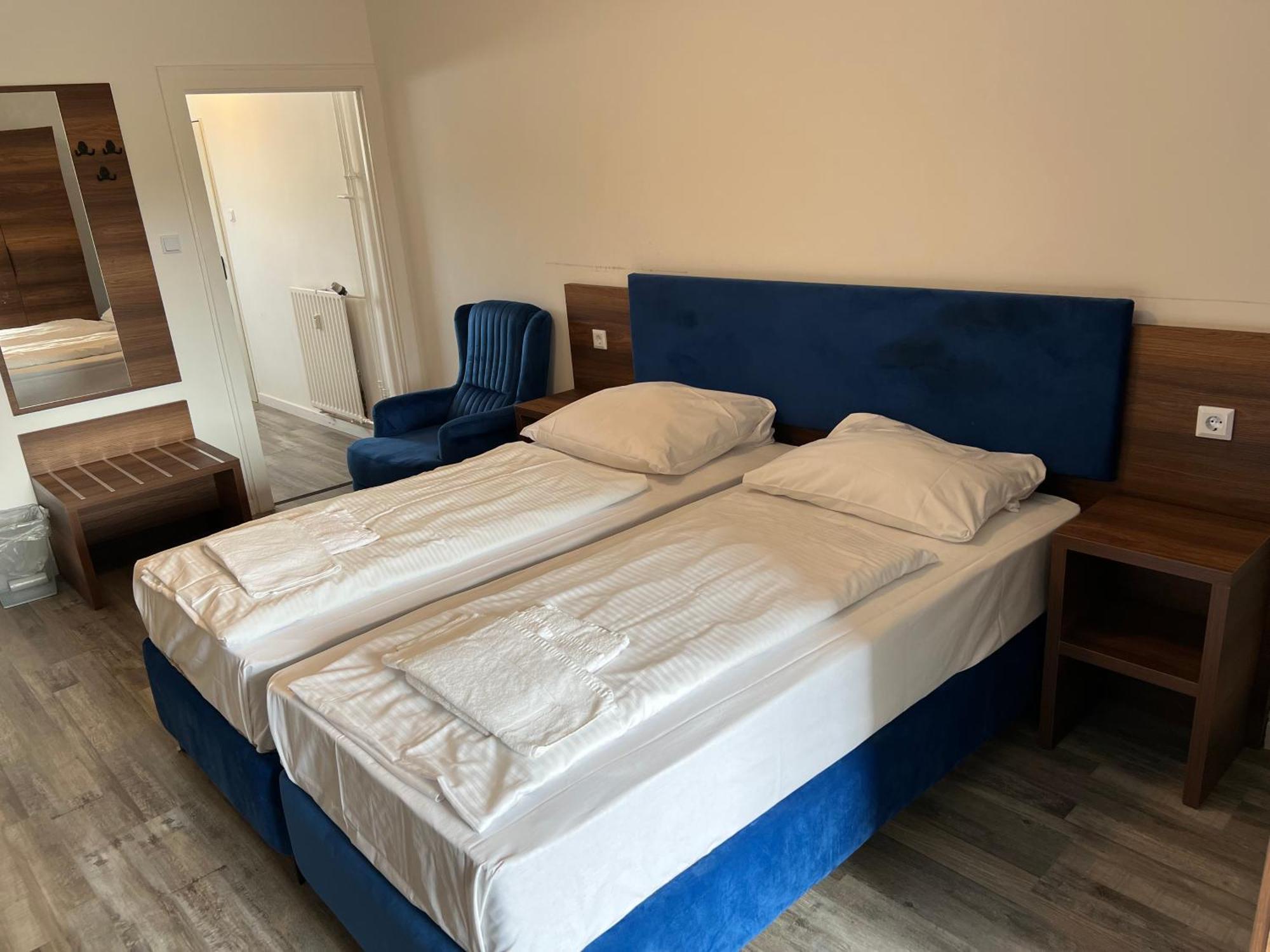 Hotel Zollhof Hamburg-Harburg Buitenkant foto